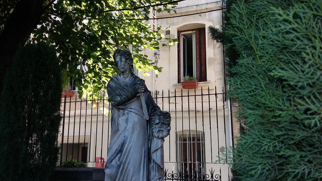 Hotel Les Corps Saints Avignon Luaran gambar