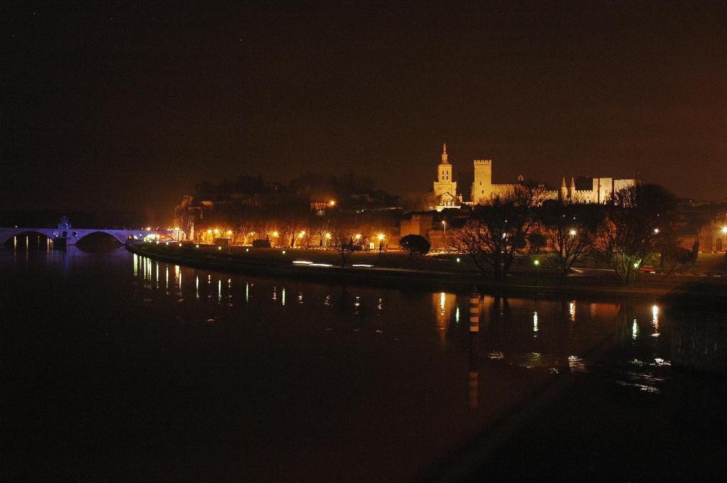 Hotel Les Corps Saints Avignon Luaran gambar